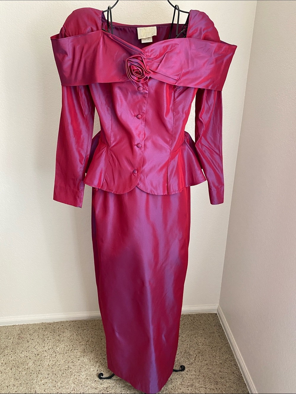 Vintage 1980s Waters Watters Fuchsia  Taffeta 2 Piece Formal outfit